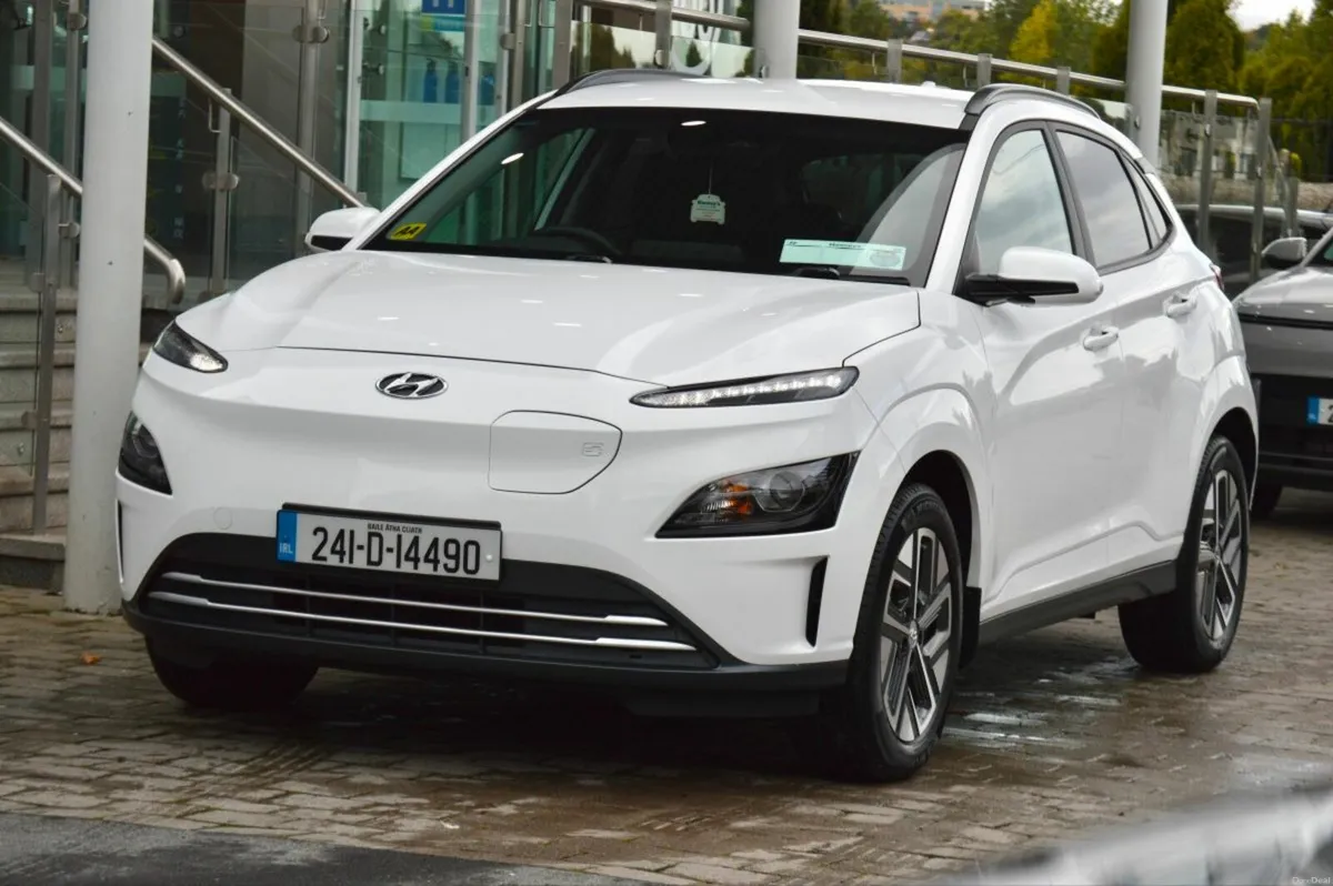 Hyundai KONA Kona EV Executive 39 kWh Electric Val - Image 4