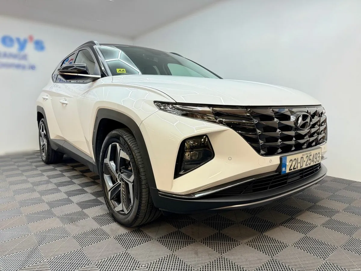Hyundai Tucson Executive Plus HEV Auto, Two Tone R - Image 3