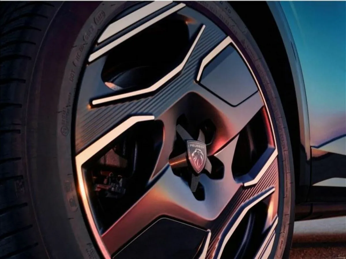 Peugeot 3008 Allure Hybrid 145bhp *ORDER YOUR 262 - Image 5