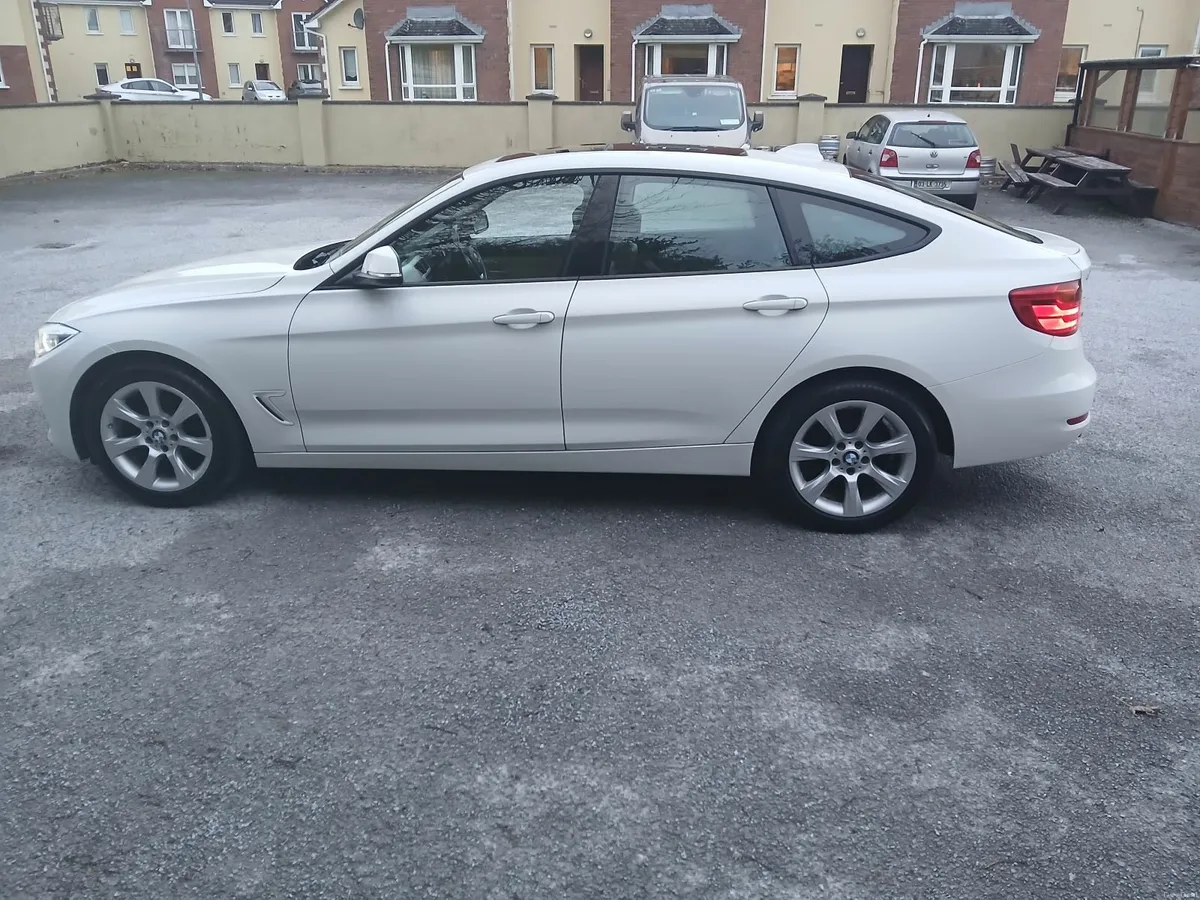 BMW GT 3-Series 2014 white new test - Image 2