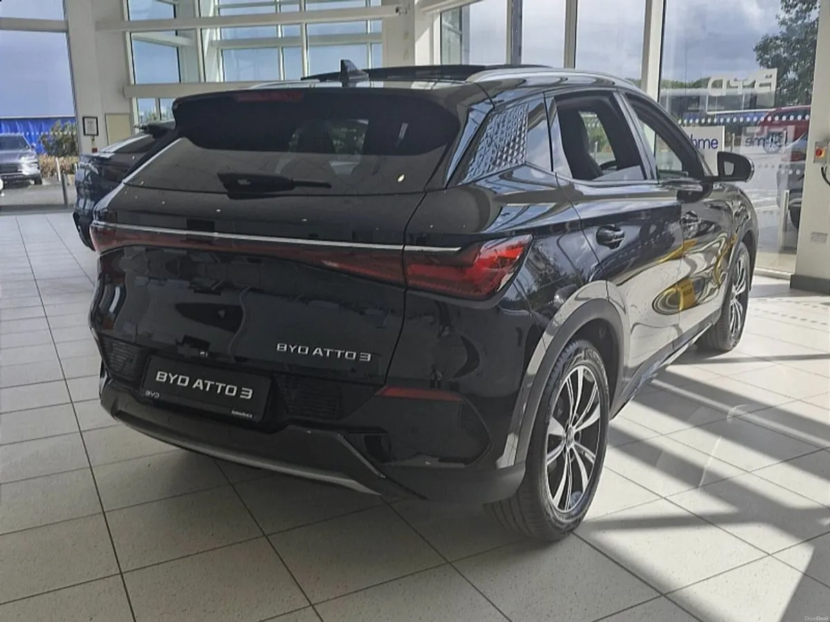 BYD ATTO 3 COMFORT 60.4kWh 427KM RANGE HEAT PUMP - Image 3