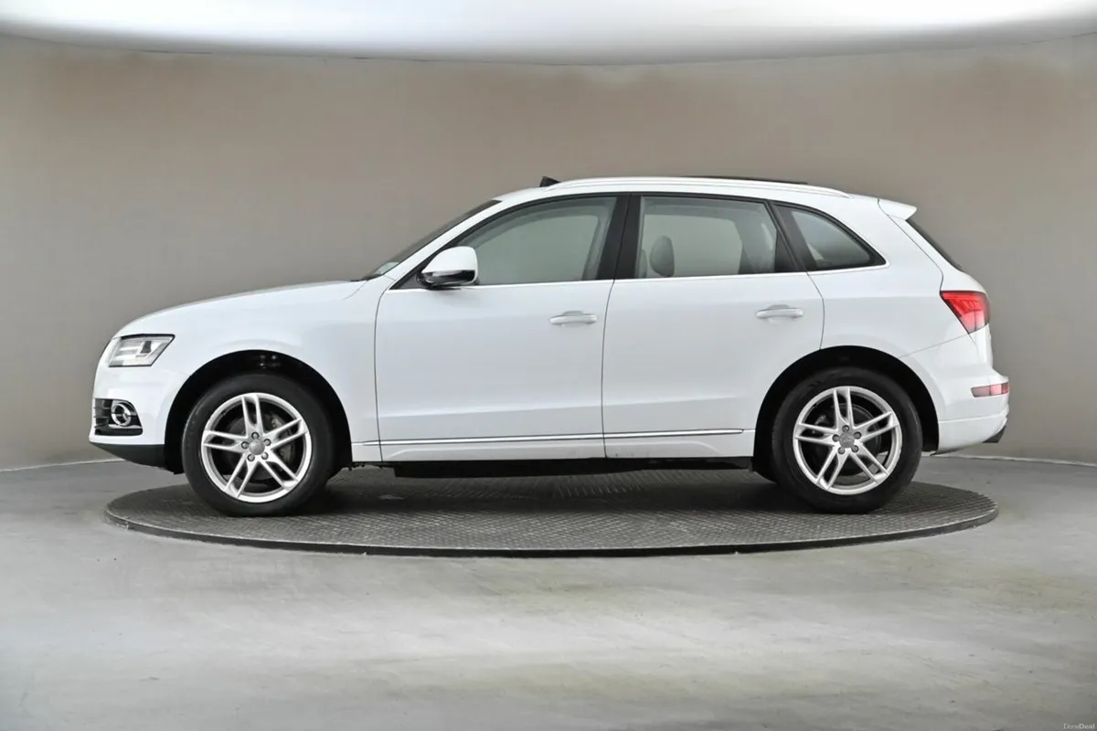 Audi Q5 2.0TFSI QUATTRO**FULL GREY LEATHER**EL.PAN - Image 5