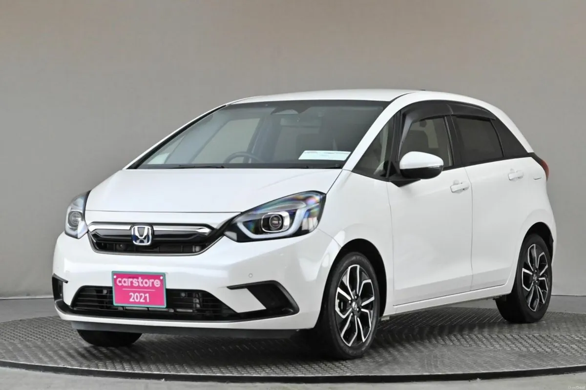 Honda Fit 1.5 109BHP HEV E-CVT **9"ANDROID CAR PLA - Image 3