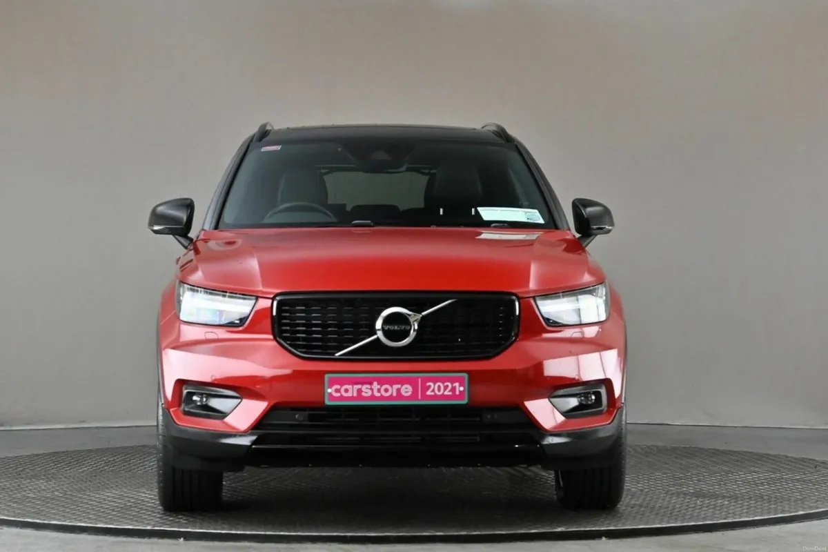 Volvo XC40 1.5 T3 R-DESIGN PRO **BITONE ROOF**EL.P - Image 2