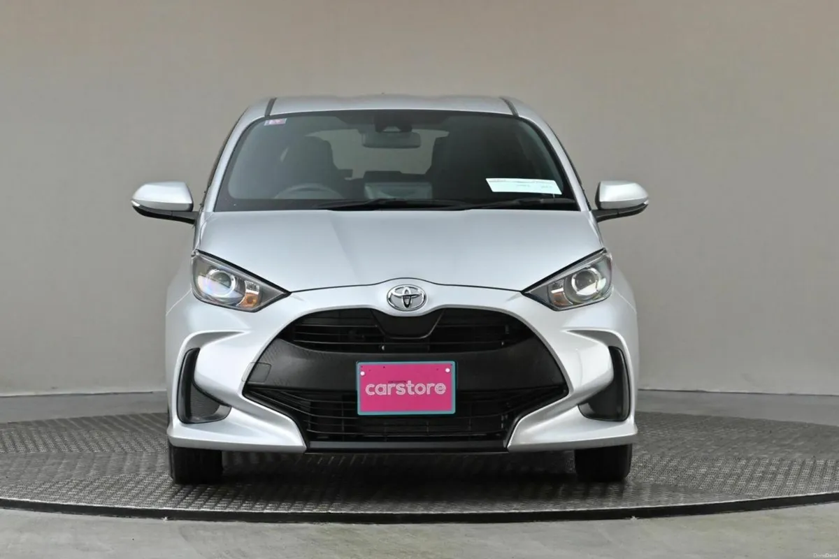 Toyota Yaris 1.0 AUTO PETROL **9"ANDROID CAR PLAYE - Image 2