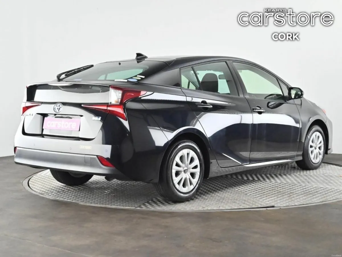 Toyota Prius 1.8 Hybrid Auto - Image 5
