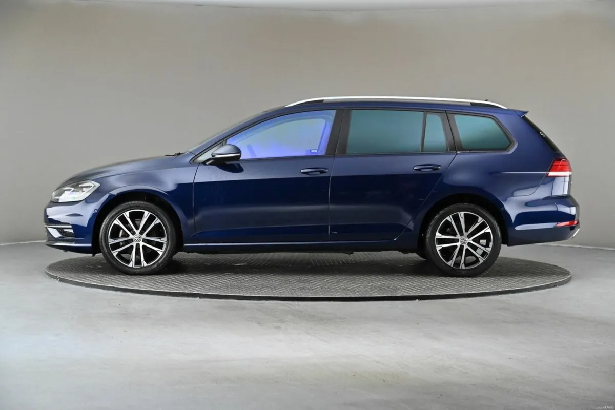 Volkswagen Golf **Just Reduced** 1.2 TSI DSG MK 7. - Image 5