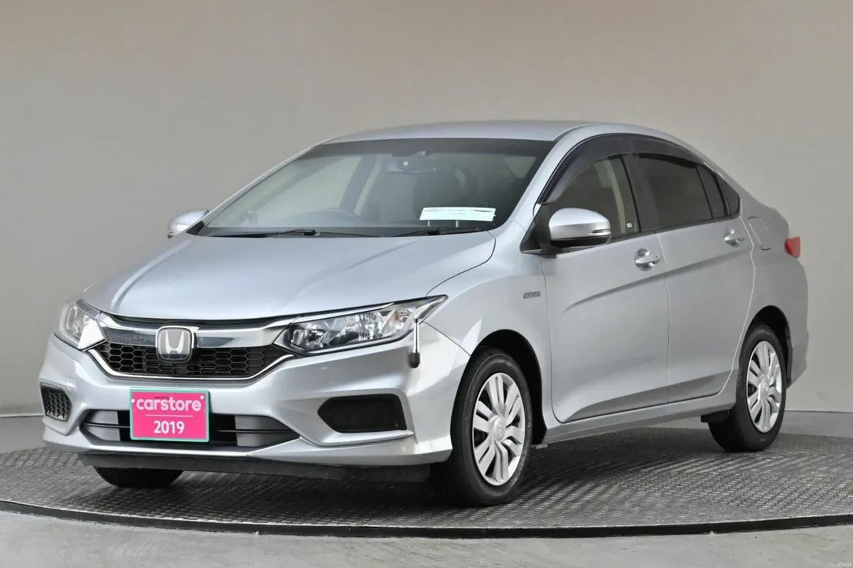 Honda Grace 1.5 HYBRID 4DR AUTO **9" ANDROID CAR P - Image 3