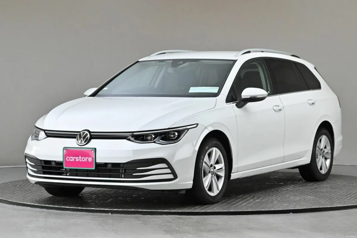 Volkswagen Golf 1.0 eTSI DSG MK8 VARIANT MILD-HYBR - Image 3