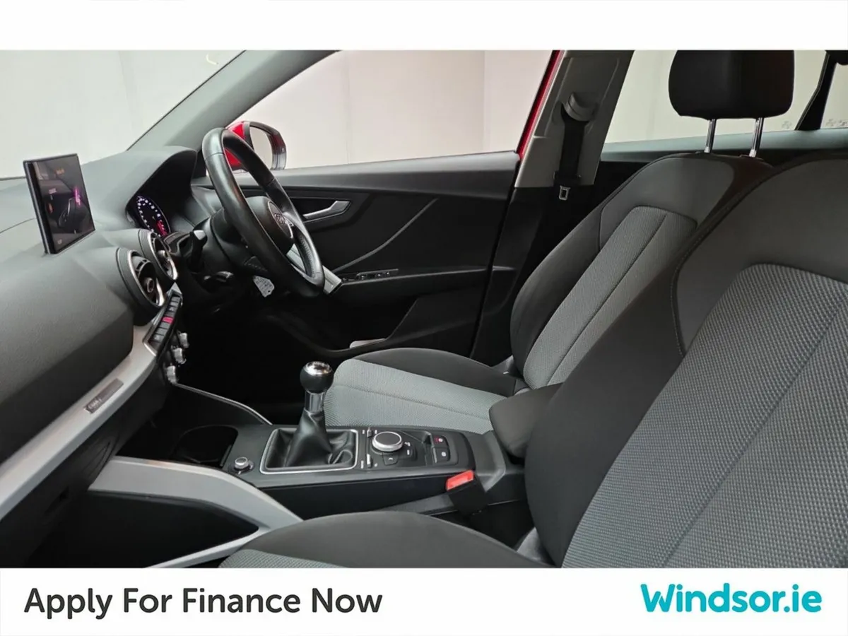 Audi Q2 1.0 TFSI SE Manual 116HP - Image 4