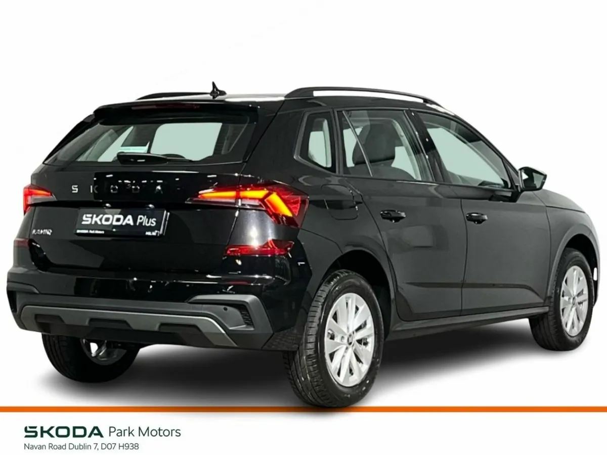 Skoda Kamiq Selection DSG 1.0TSI 115BHP - Parking - Image 3