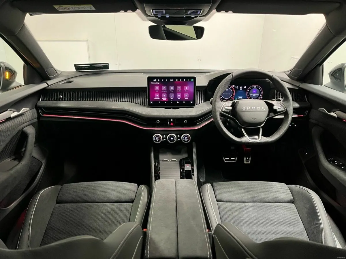 Skoda Superb Sportline DSG 2.0TDI 150BHP - Reversi - Image 2