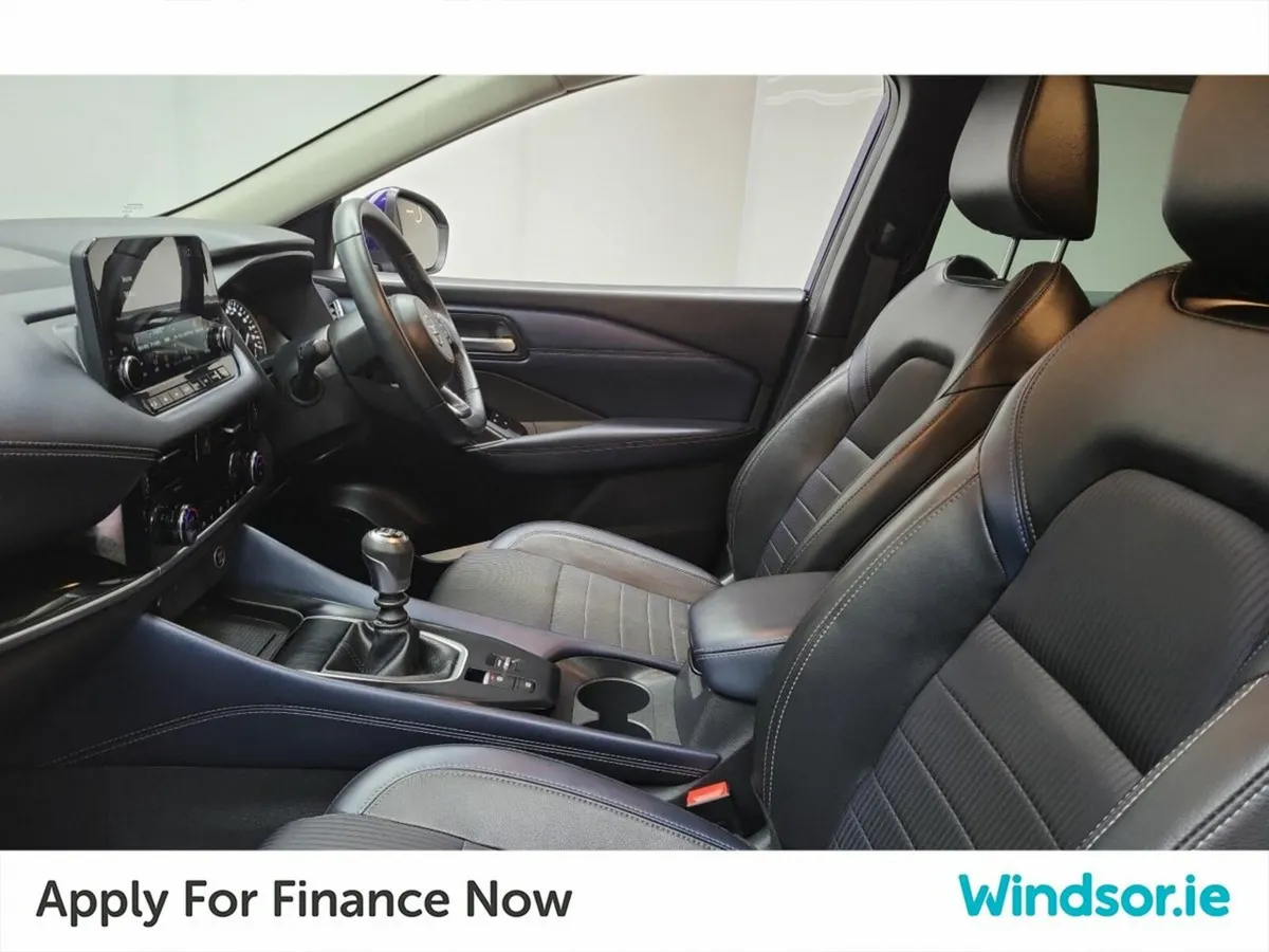 Nissan Qashqai 1.3 PET MILD HYBRID SV PREMIUM *€3K - Image 4