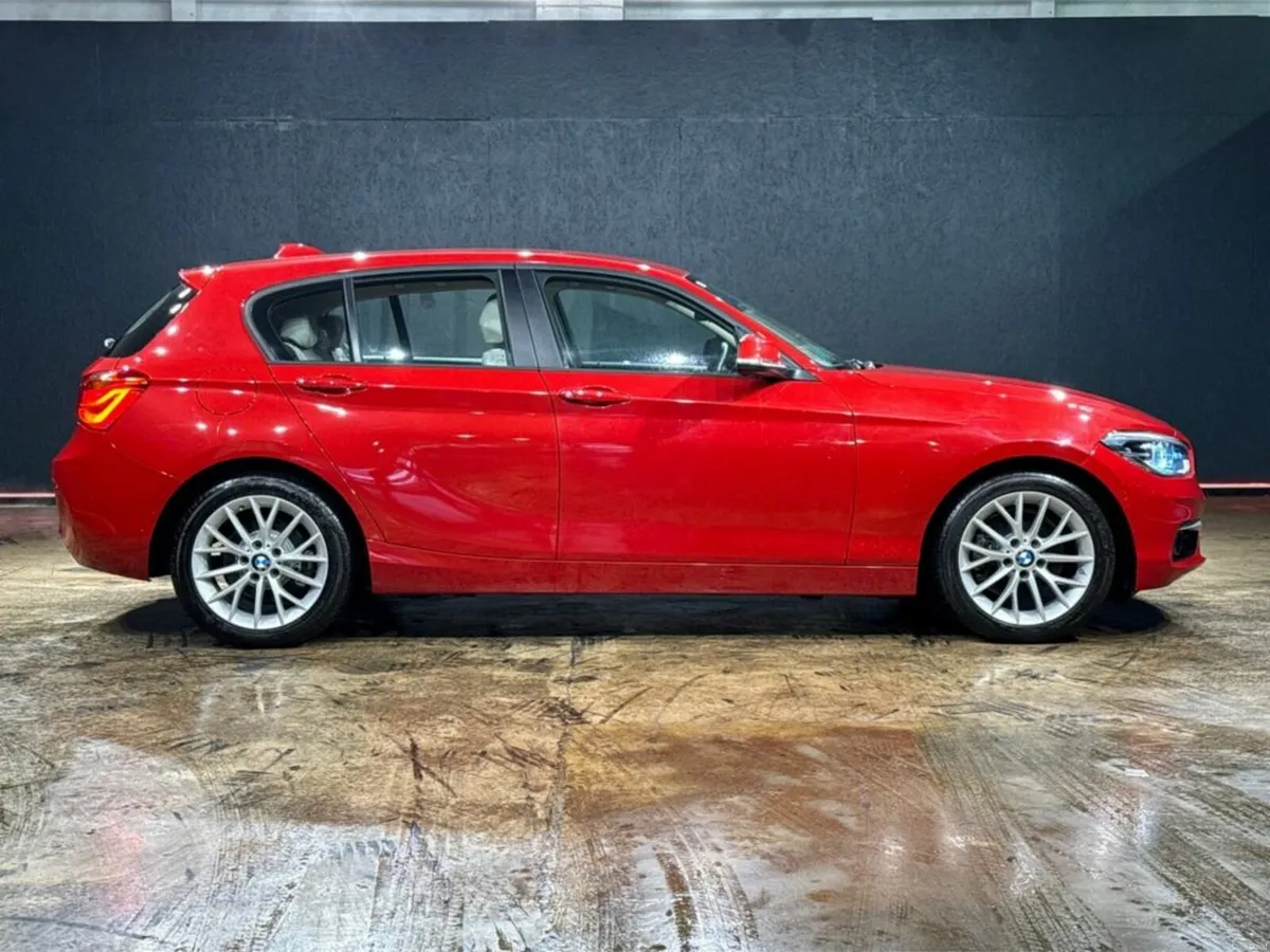 BMW 1-Series 118i - 1.5L AUTO - FASHIONISTA - REVE - Image 2