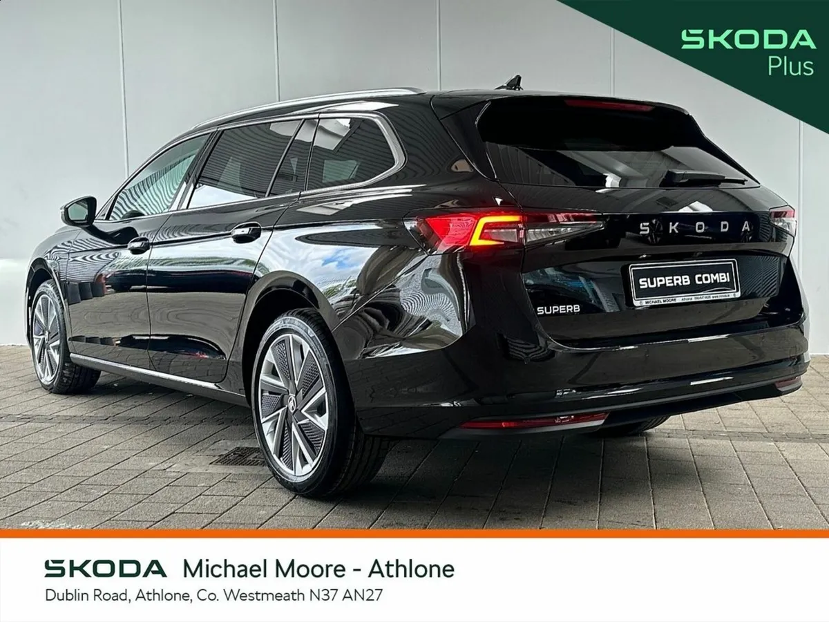 Skoda Superb Selection Combi 2.0TDI 150Bhp DSG - Image 3