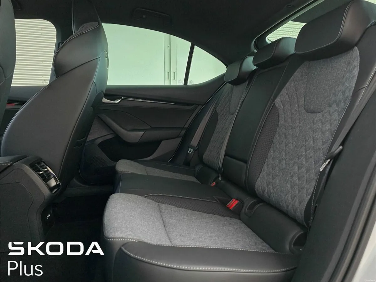 Skoda Octavia Sportline 2.0TDI 150Bhp DSG - Image 6