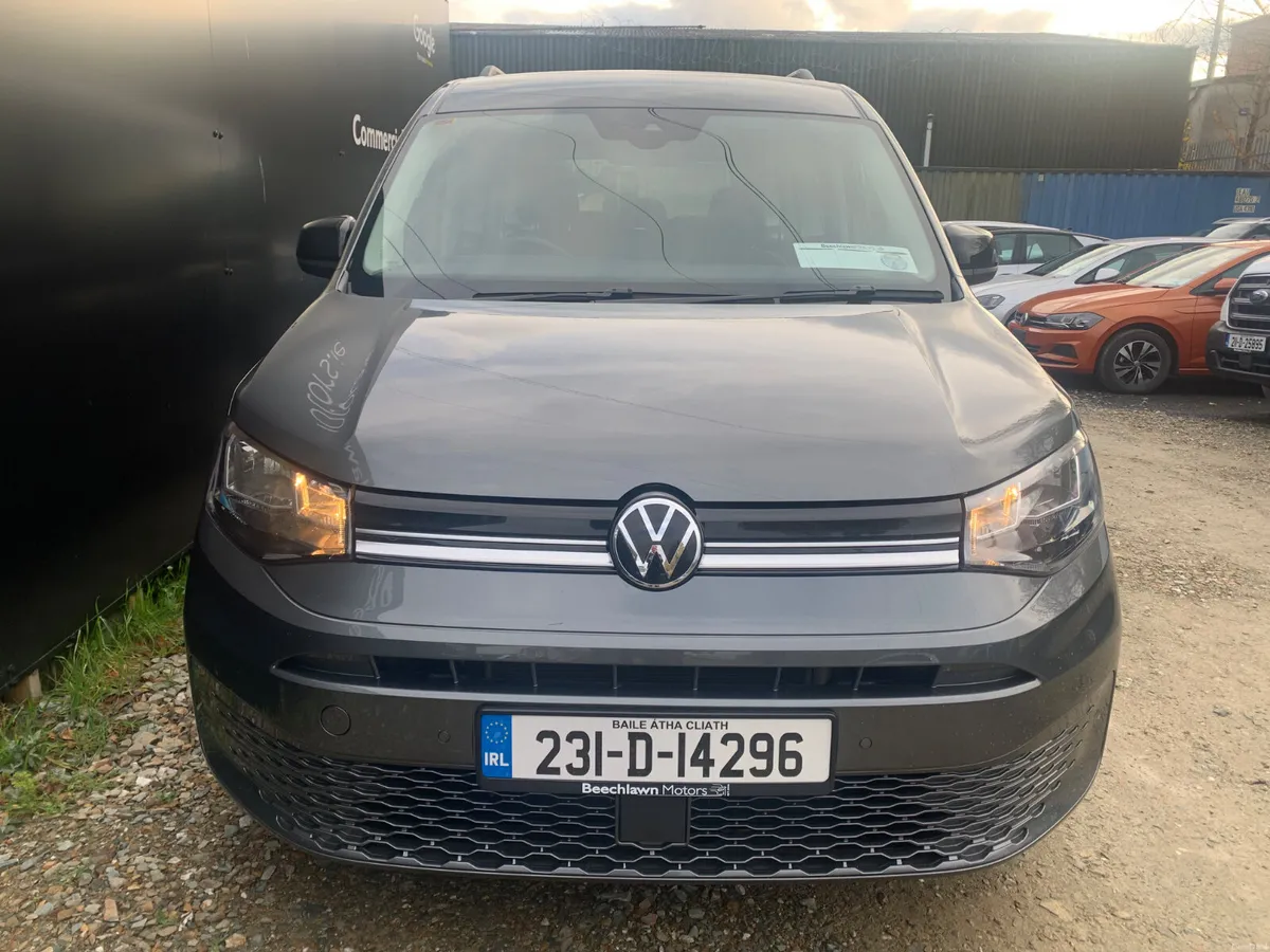 VOLKSWAGEN CADDY LIFE 2.0 TDI DSG 7 SEATER - Image 5