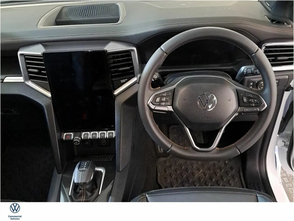 Volkswagen Amarok  Pan Americana 3.0 237HP Auto - Image 4