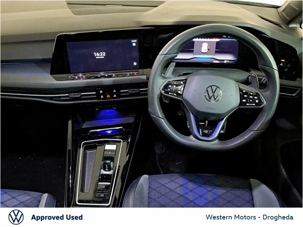Volkswagen Golf 2.0 TSI 320HP R DSG 4M ** FEB SALE - Image 4