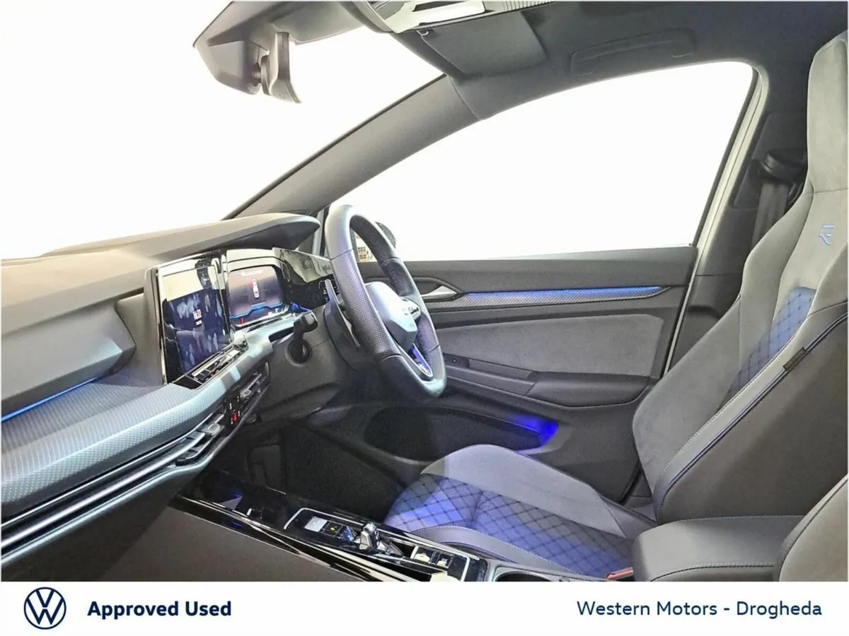Volkswagen Golf 2.0 TSI 320HP R DSG 4M ** SALE** - Image 4