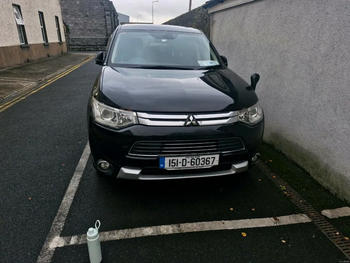 Mitsubishi Outlander 4WD - Image 2