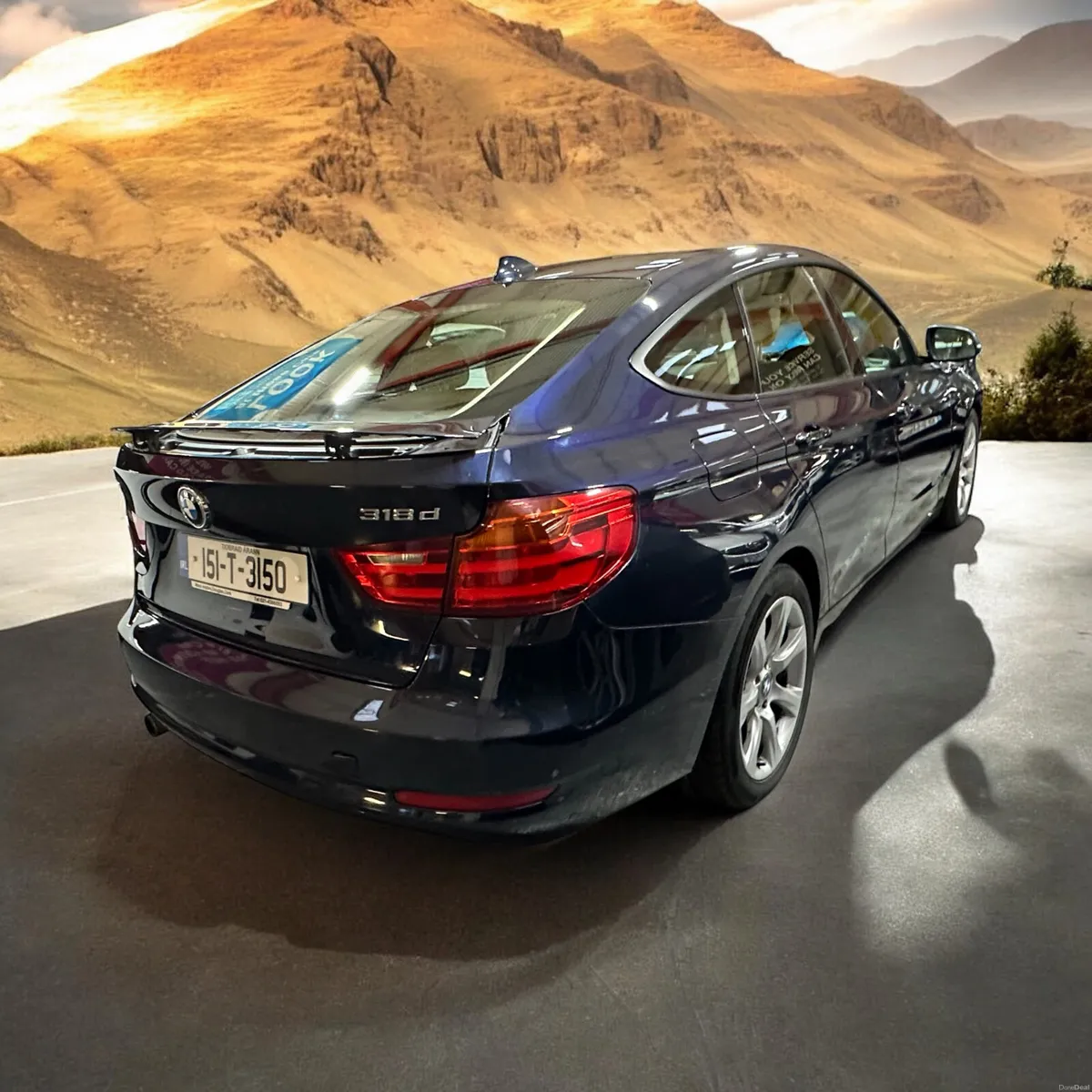 2015 BMW 3-Series 318-D SE Manual Leather - Image 4