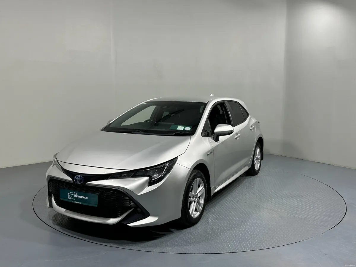 Toyota Corolla Luna Self Charging Hybrid 191 - Image 3