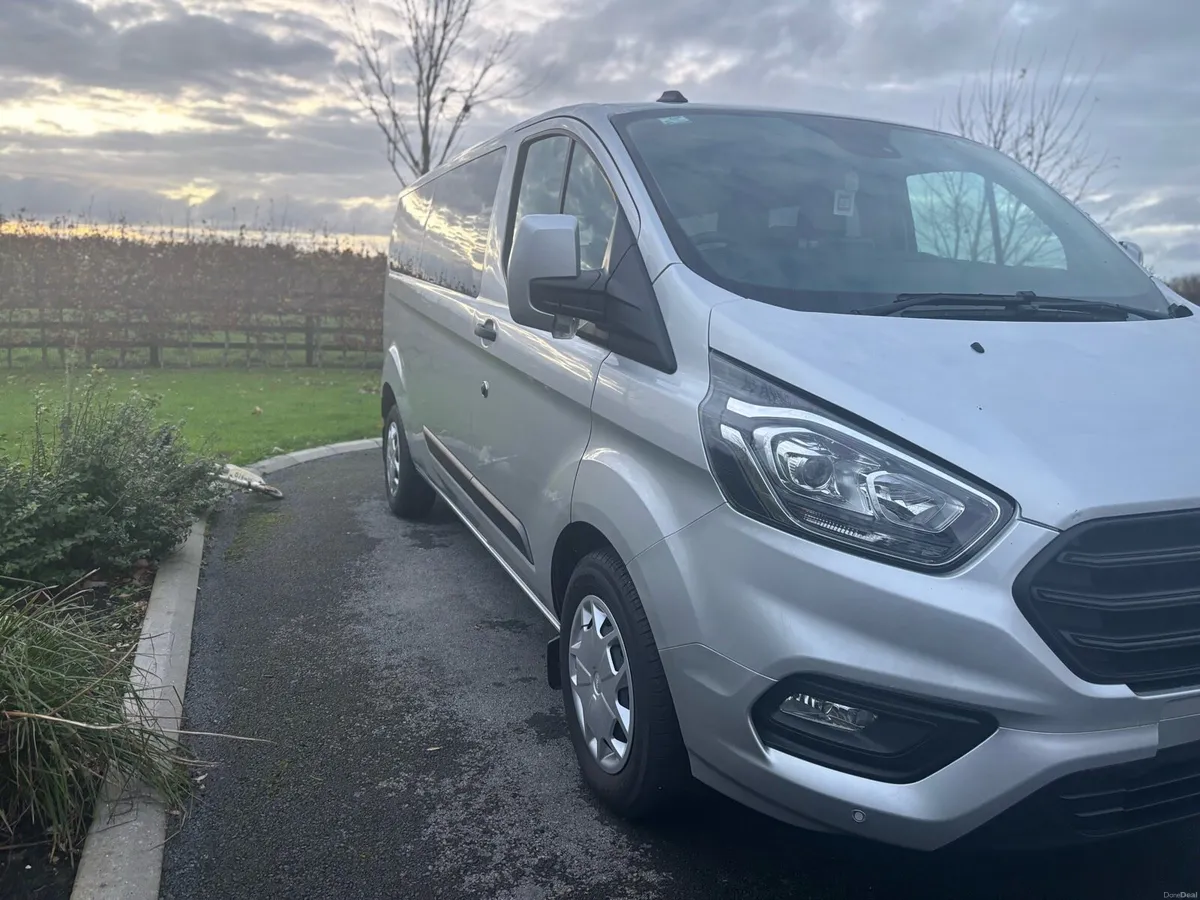 Ford Transit Custom Trend  9 seater 2022 - Image 1