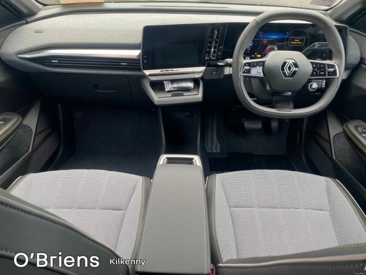Renault Megane E-Tech TECHNO 60 KW 220 BHP 5DR - 1 - Image 2
