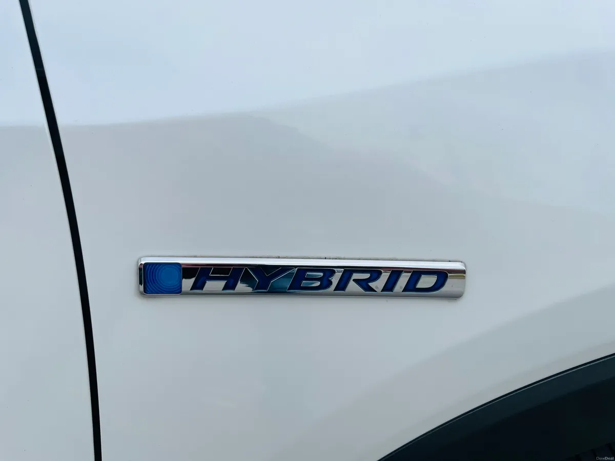 2018 HONDA VEZEL 1.5 HYBIRD AUTOMATIC HIGH SPEC - Image 6