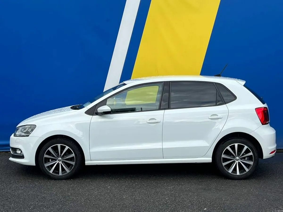 Volkswagen Polo HIGHLINE 1.2 TSI AUTO // DIAMOND C - Image 3