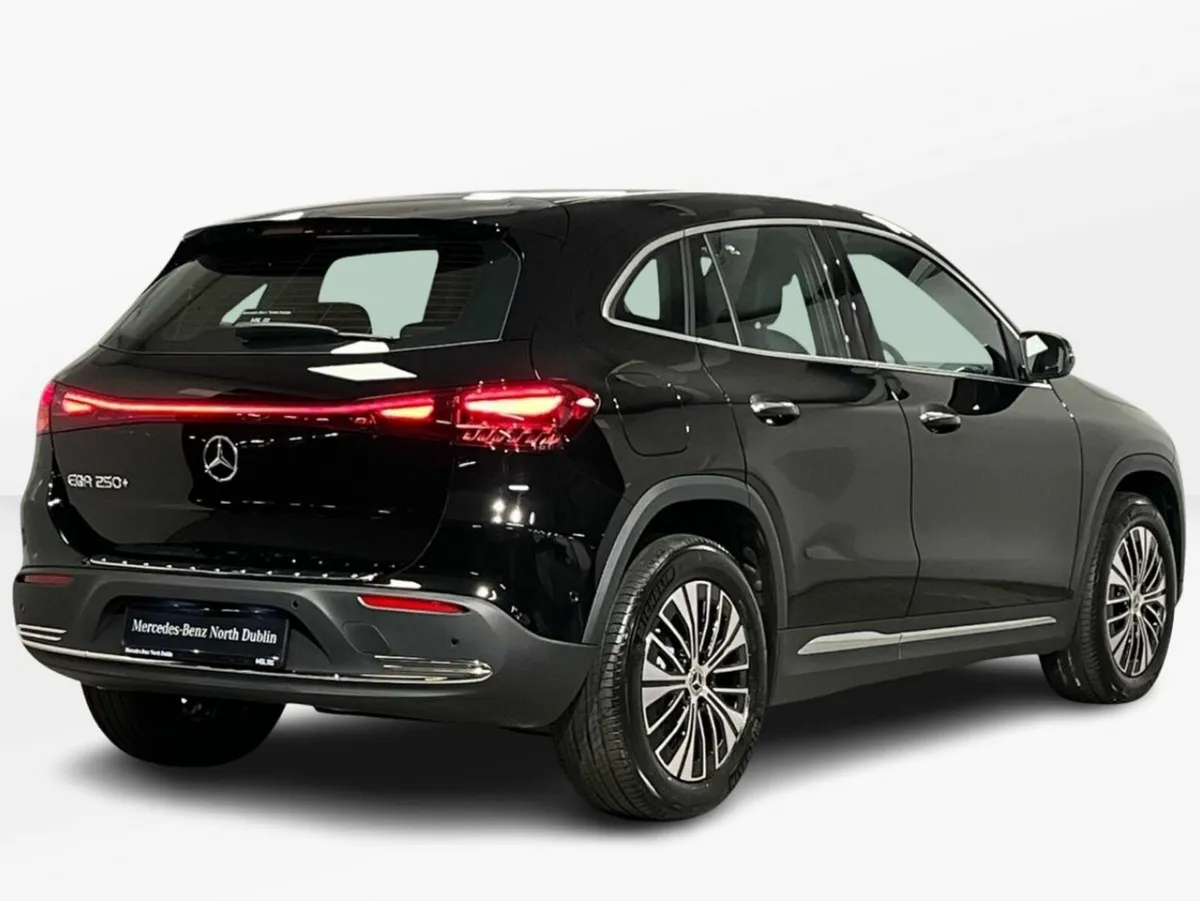 Mercedes-Benz EQA 250+ Progressive - 18 Inch Alloy - Image 3