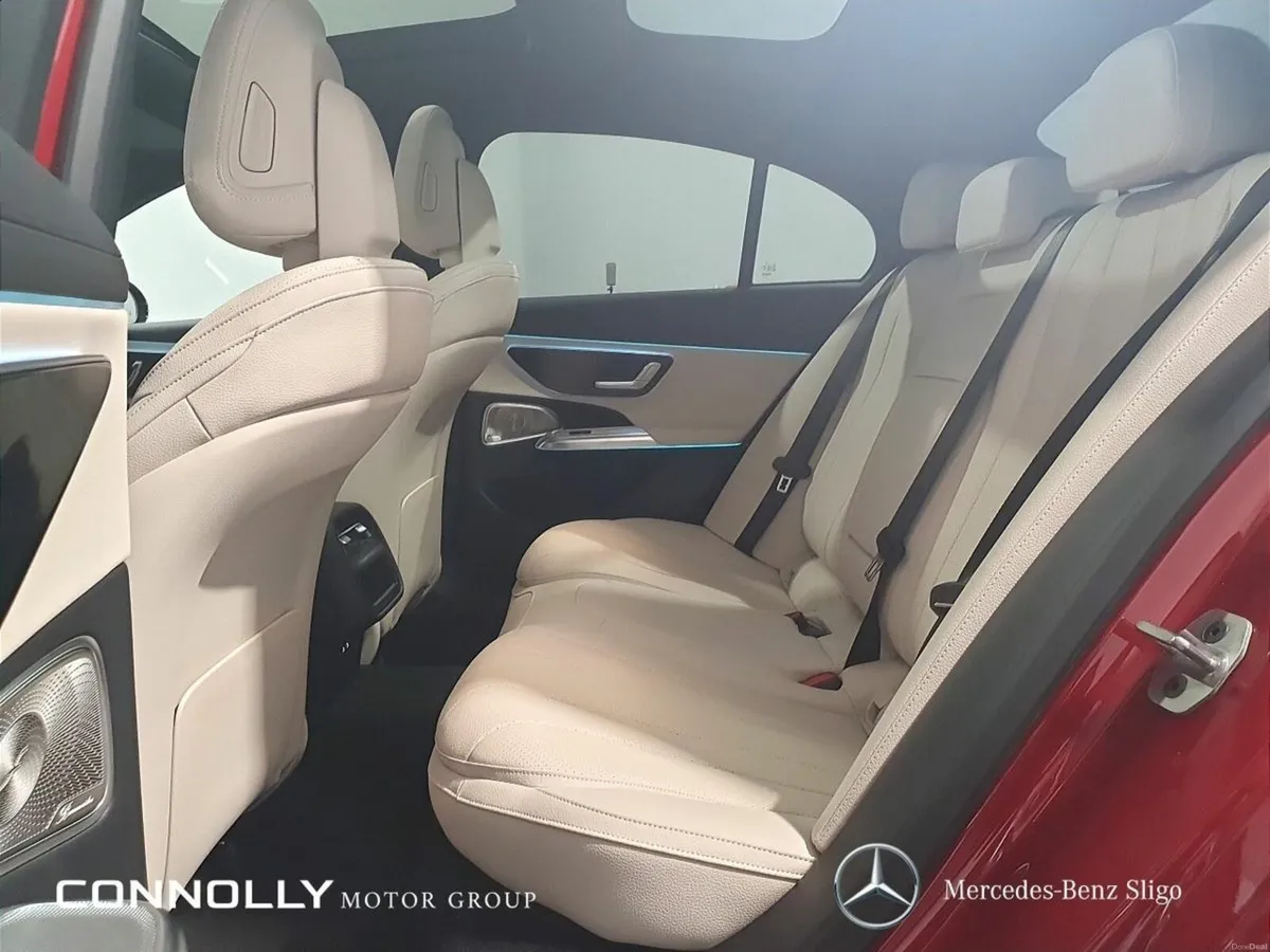 Mercedes-Benz E-Class 300 DE - Premium - HUGE SPEC - Image 6