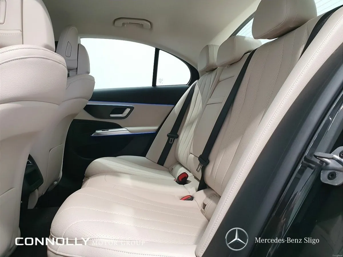 Mercedes-Benz E-Class E 220 D A/T Avantgarde - Image 6