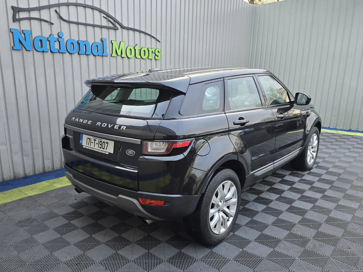 2017 Range Rover Evoque 2.0 TD4 SE Automatic - Image 3
