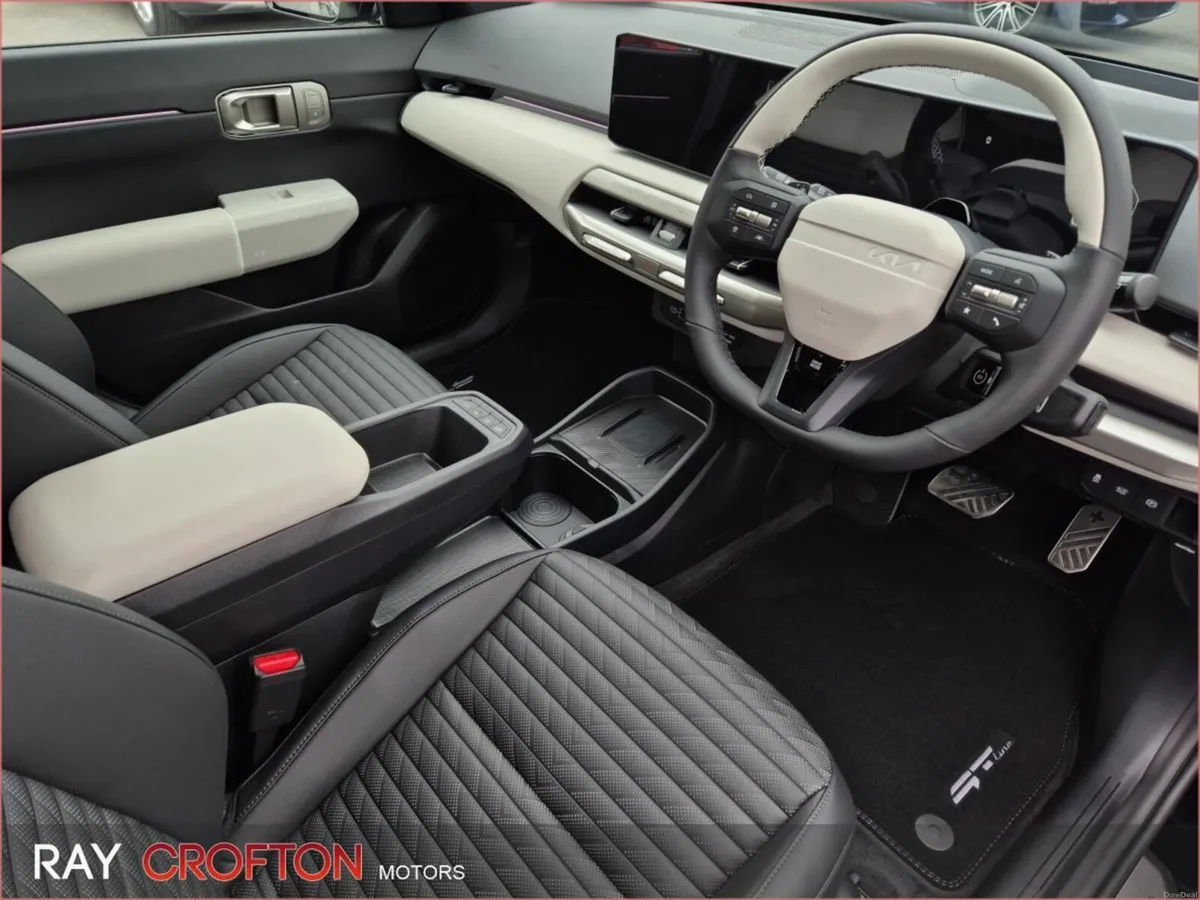 Kia EV4 **ORDER FOR 2026** - Image 2