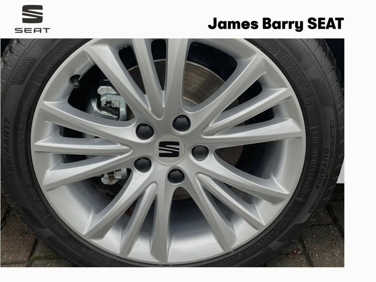 SEAT Leon HUGE SAVINGS, 0% FINANCE AND FREE SERVIC - Image 4