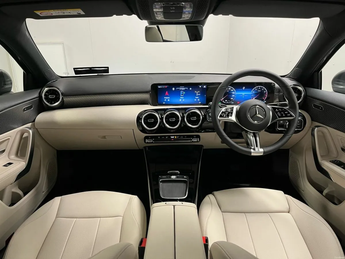 Mercedes-Benz A-Class 180 Progressive - 17 Inch Al - Image 4