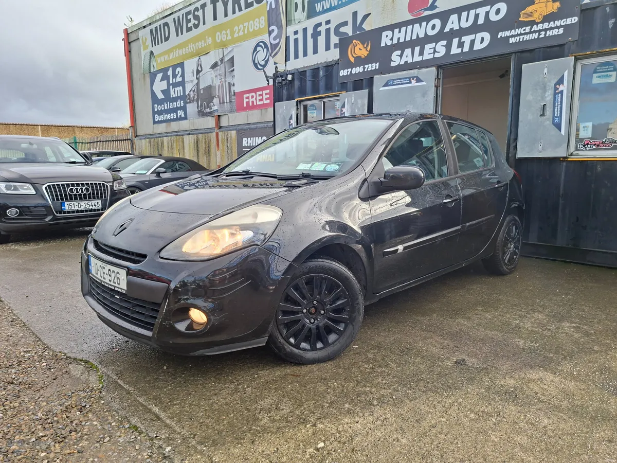 🦏 Renault Clio 2010.Nct and tax.top spec 🦏 - Image 2