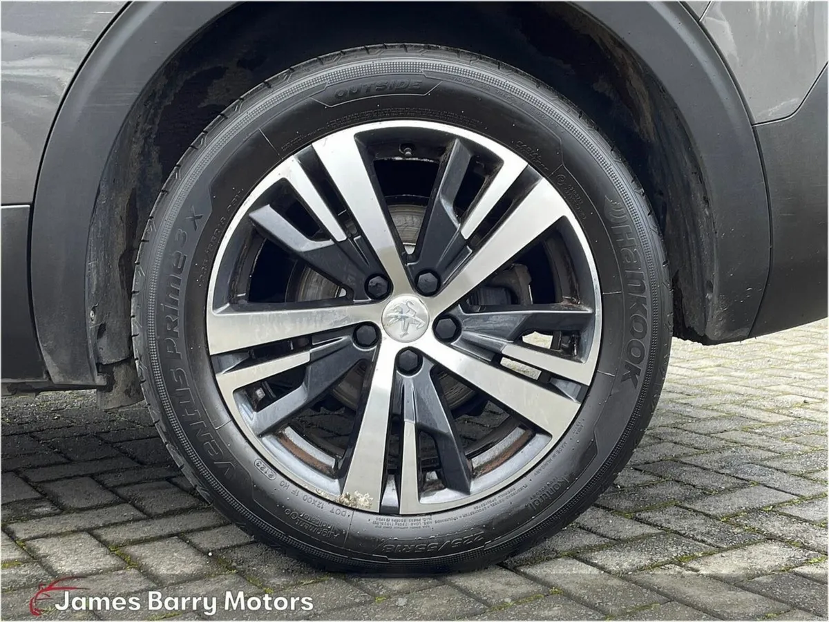 Peugeot 5008 1.2 PureTech 130bhp Allure 7 Seats - Image 6