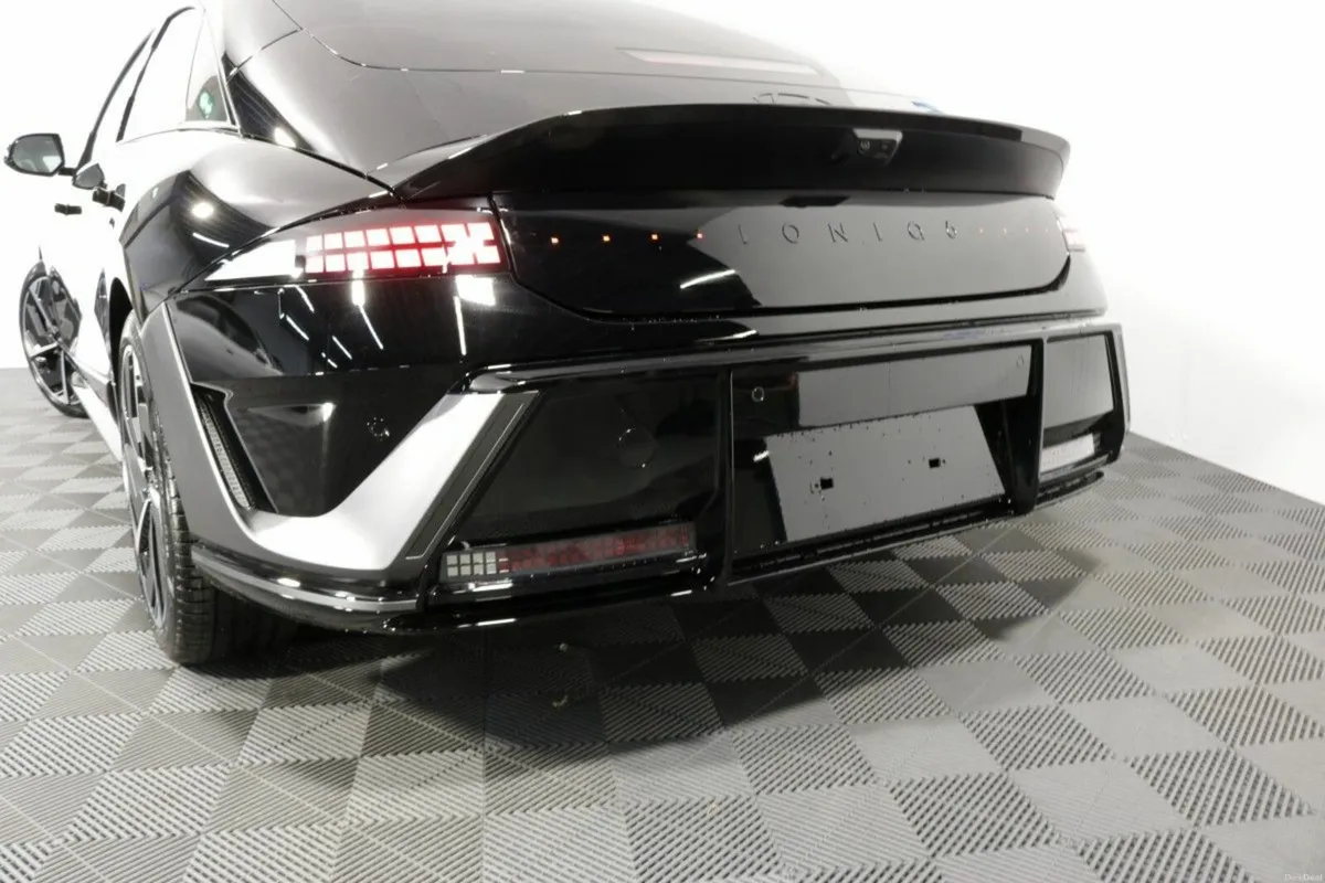 Hyundai IONIQ 6 N LINE - 84 KwH ORDER YOUR 262 FRO - Image 6