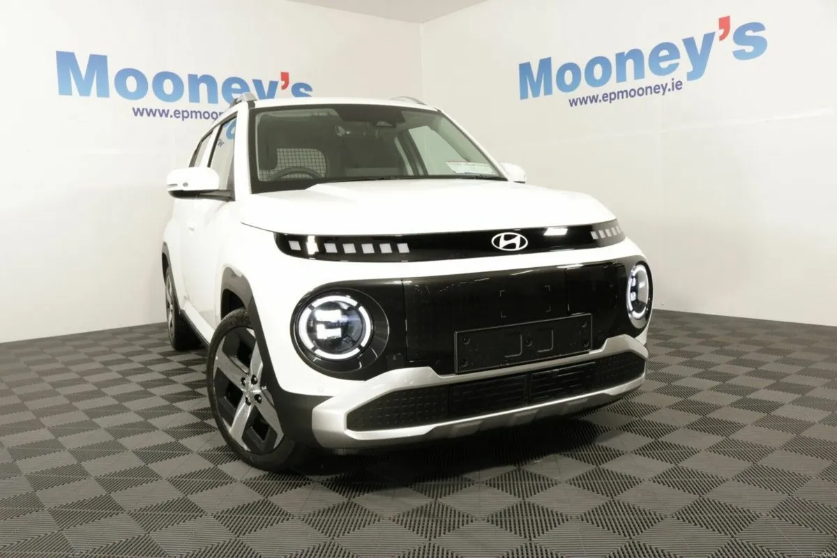 Hyundai INSTER COMMERCIAL - ELEGANCE SPEC 49 kWh E - Image 3