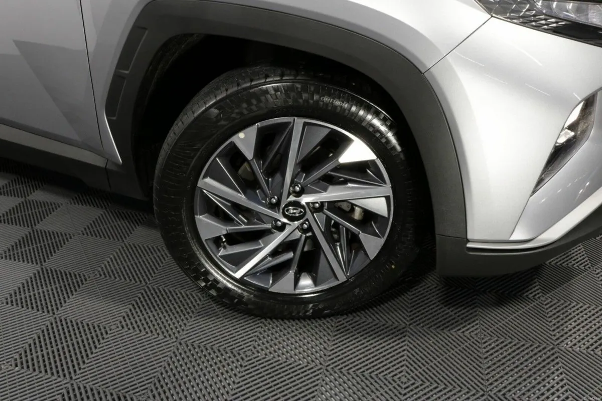 Hyundai Tucson EXECUTIVE 1.6L DIESEL SUV - THE BES - Image 3