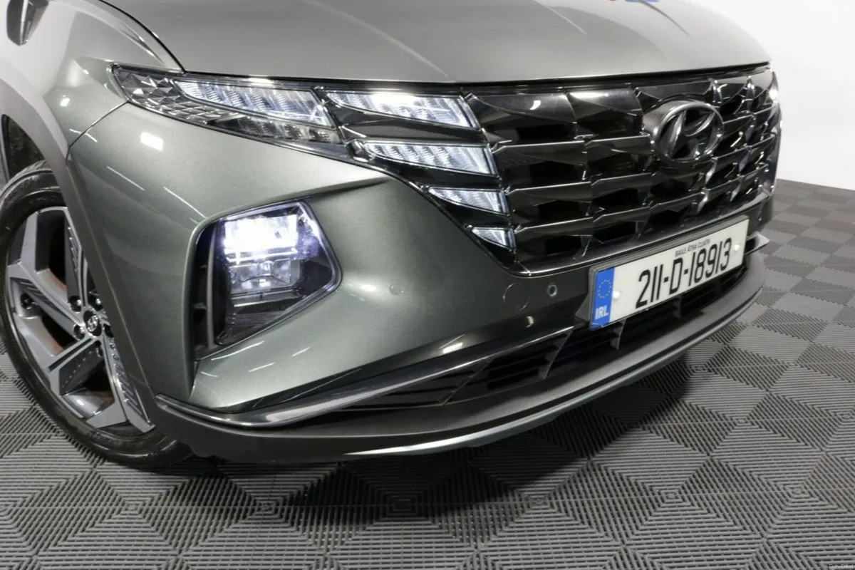 Hyundai Tucson HYBRID EXECUTIVE PLUS 1.6L PETROL A - Image 3