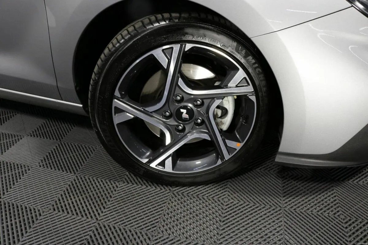 Hyundai i30 N LINE 1.0L PETROL HATCHBACK - Image 4