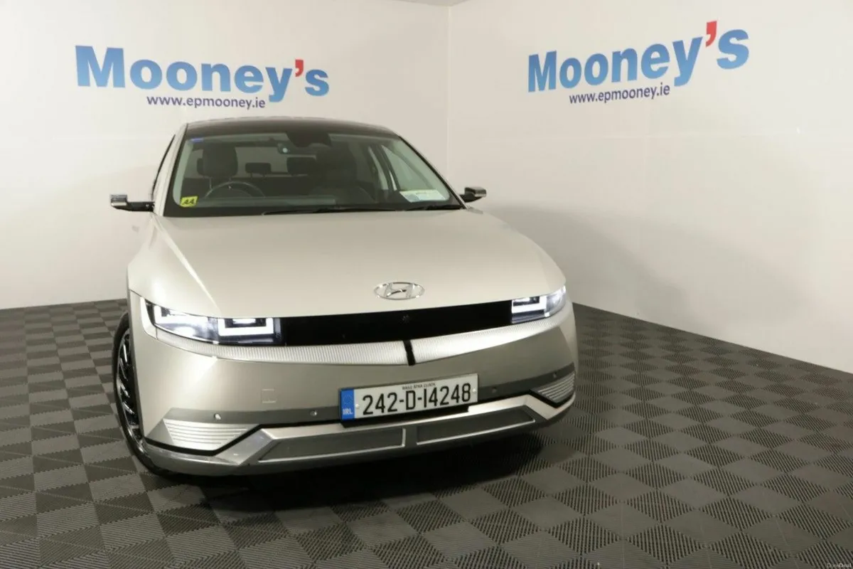 Hyundai IONIQ 5 PREMIUM PLUS EX DEMO 4WD 77 KwH EV - Image 2