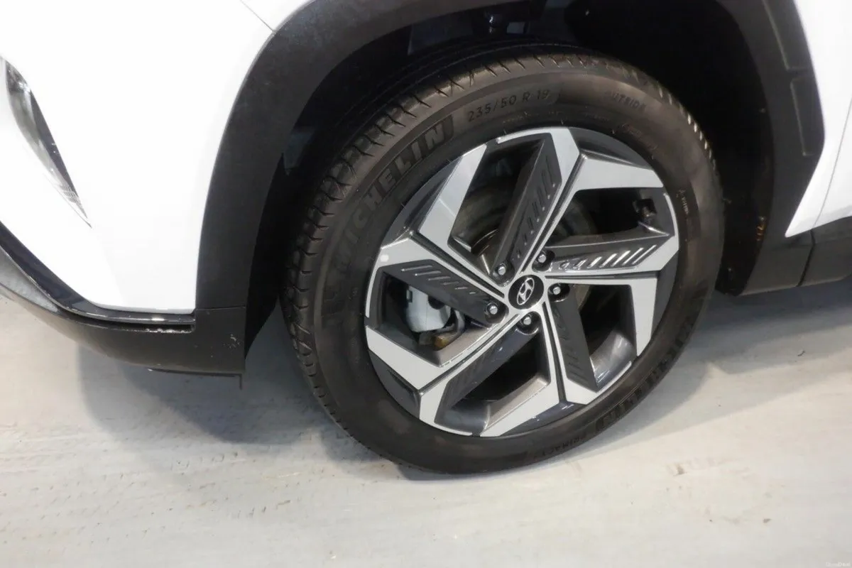 Hyundai Tucson HYBRID EXECUTIVE PLUS 1.6L PETROL A - Image 5