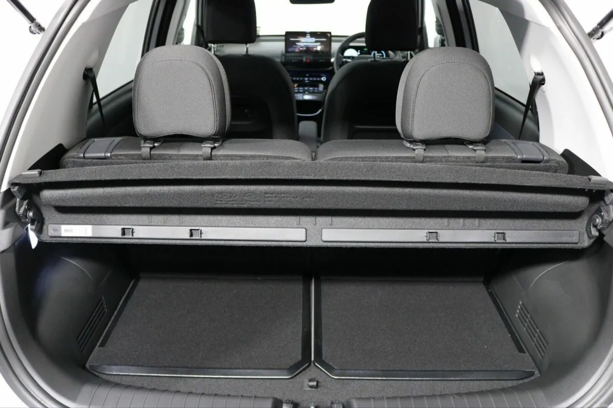 Hyundai INSTER ALL NEW HYUNDAI INSTER - Signature - Image 3