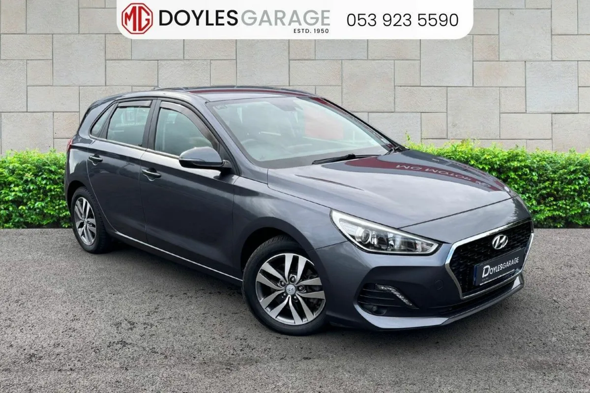 Hyundai i30 Diesel Deluxe Auto - Image 1