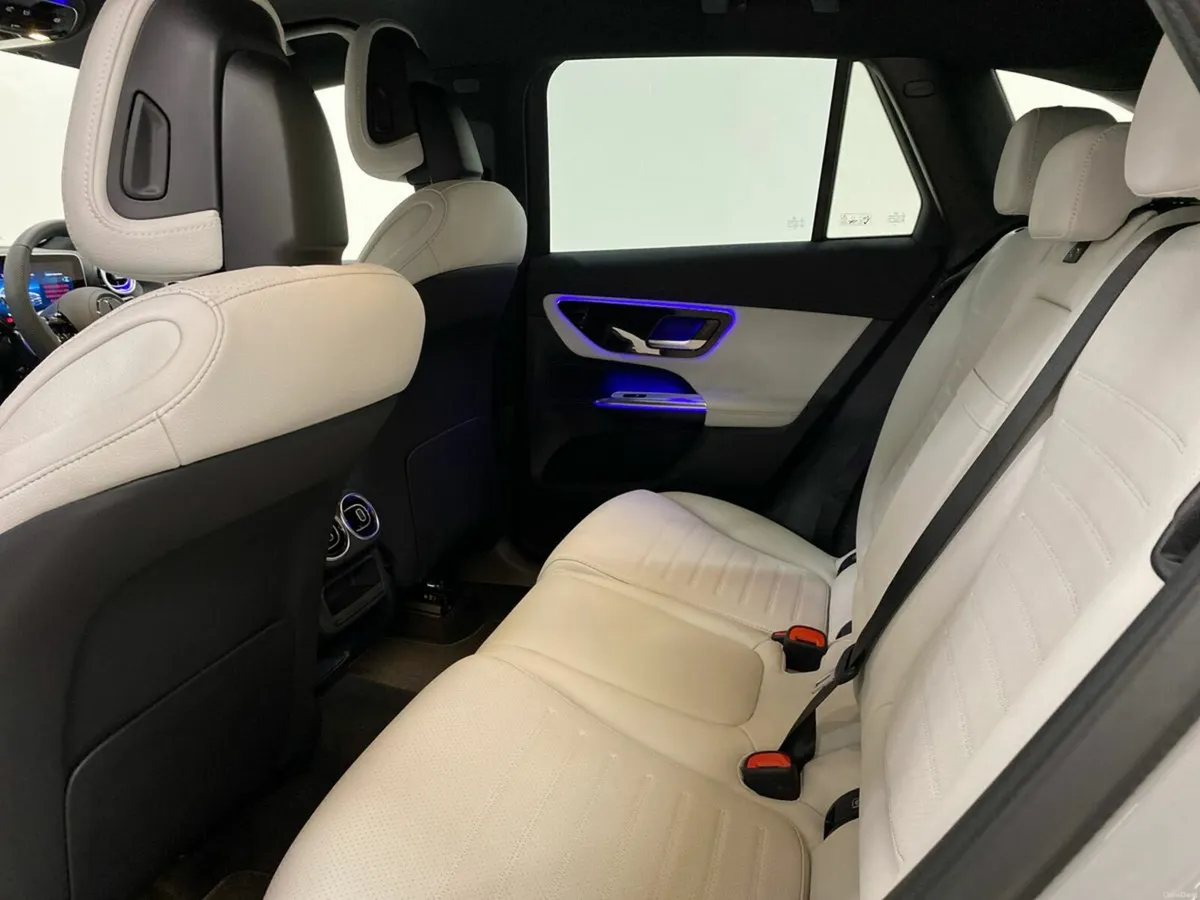 Mercedes-Benz GLC GLC 300 e 4MATIC AMG | PRE REG | - Image 4